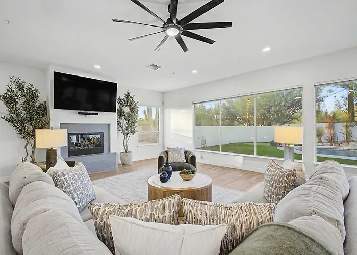Holiday home 4br Getaway With Pool & Game Scottsdale