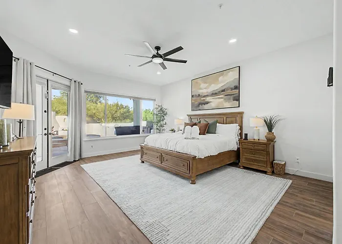 Holiday home 4br Getaway With Pool & Game Scottsdale