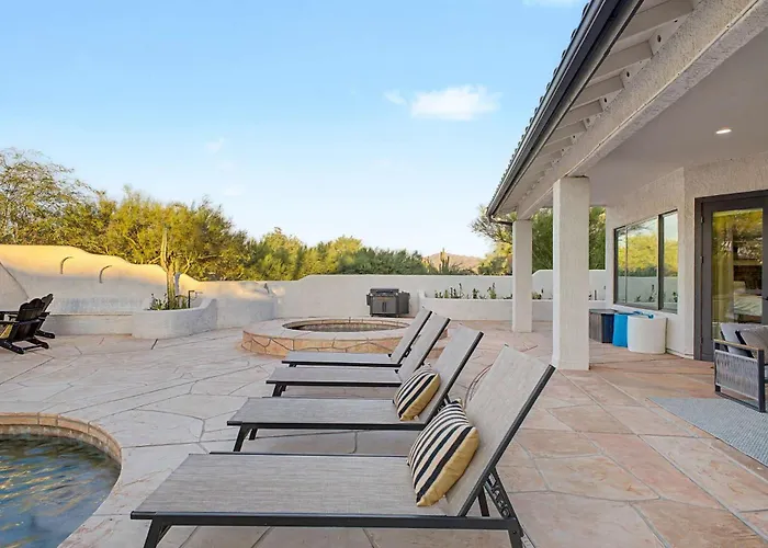 Holiday home 4br Getaway With Pool & Game *