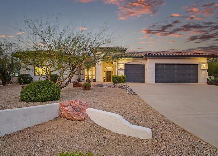 4br Getaway With Pool & Game Holiday home Scottsdale